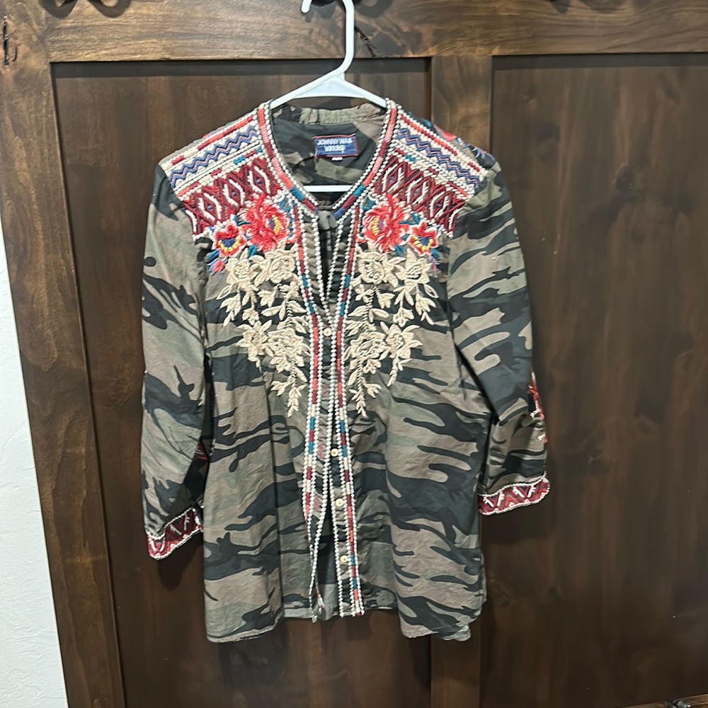 Johnny Was camo top